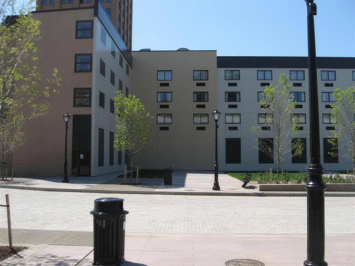 Wintergarden and West Pedestrian Mall