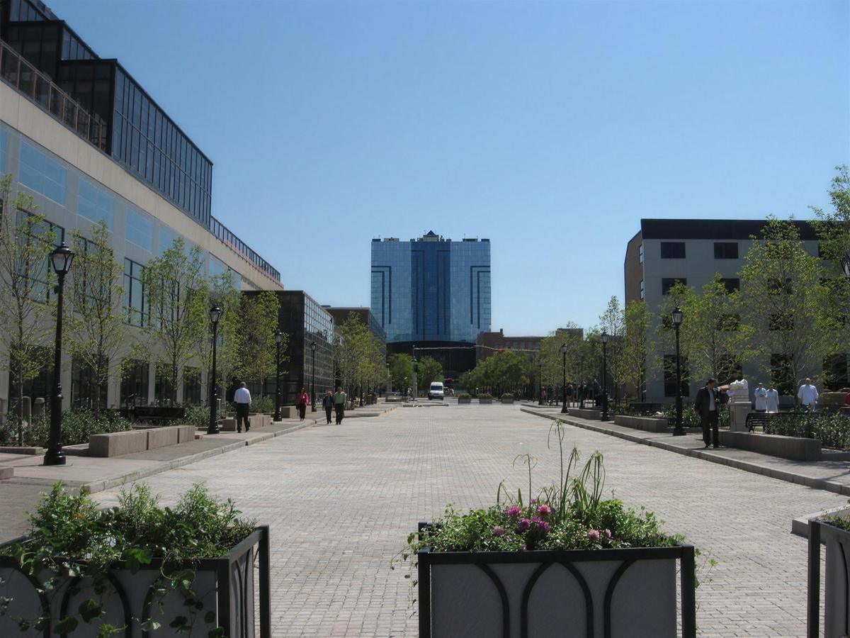 Wintergarden and West Pedestrian Mall